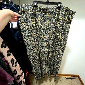 Shein Floral Wide Leg Pants Plus 4X NWT
